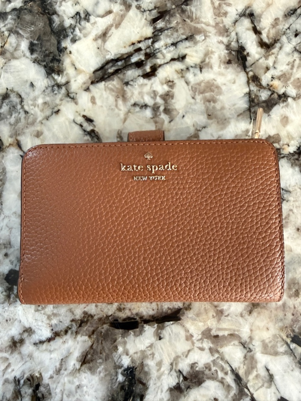 Kate Spade Lena Medium Bifold Cognac Brown Pebbled Leather Zip Wallet NWOT